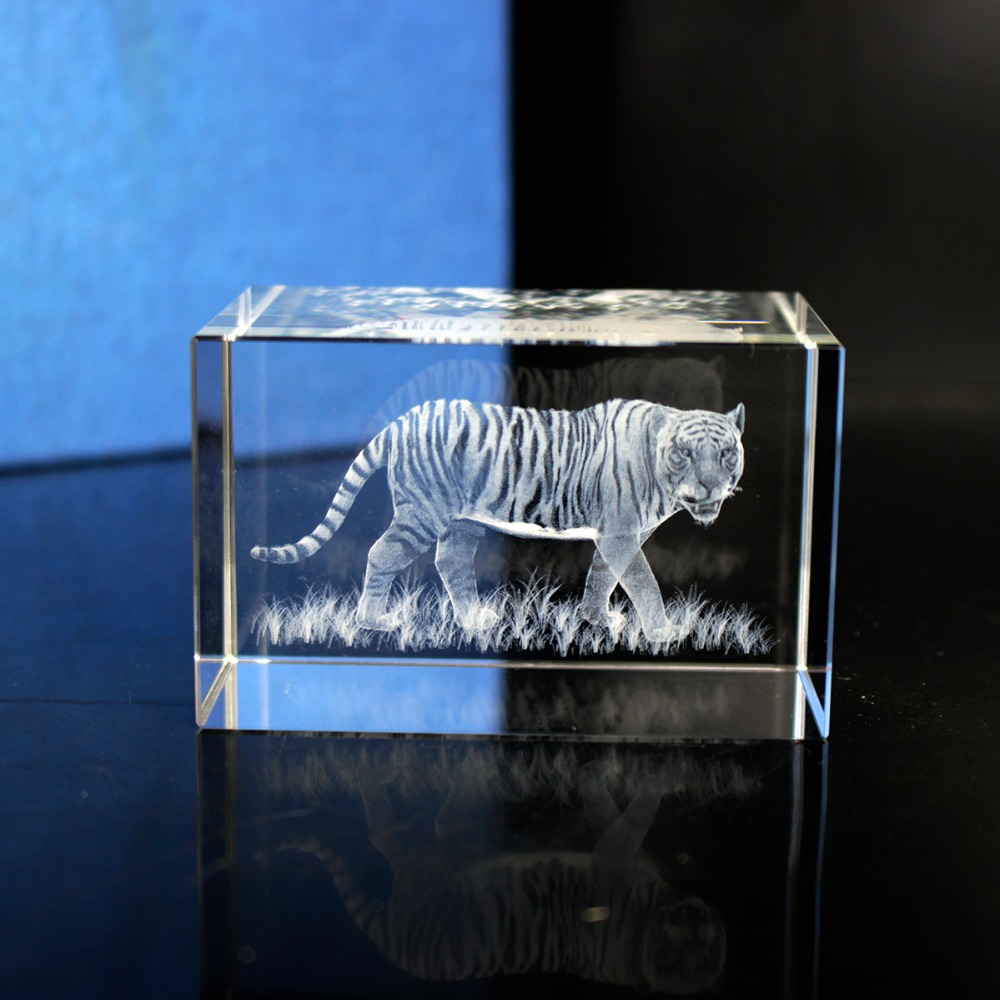 Statue modèle de tigre en cris - Paper Weight Crystal avis et prix