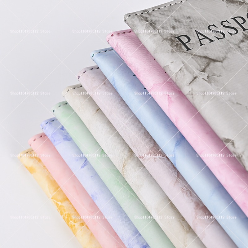 Couvertures de passeport The P - Index Card Holder avis et prix